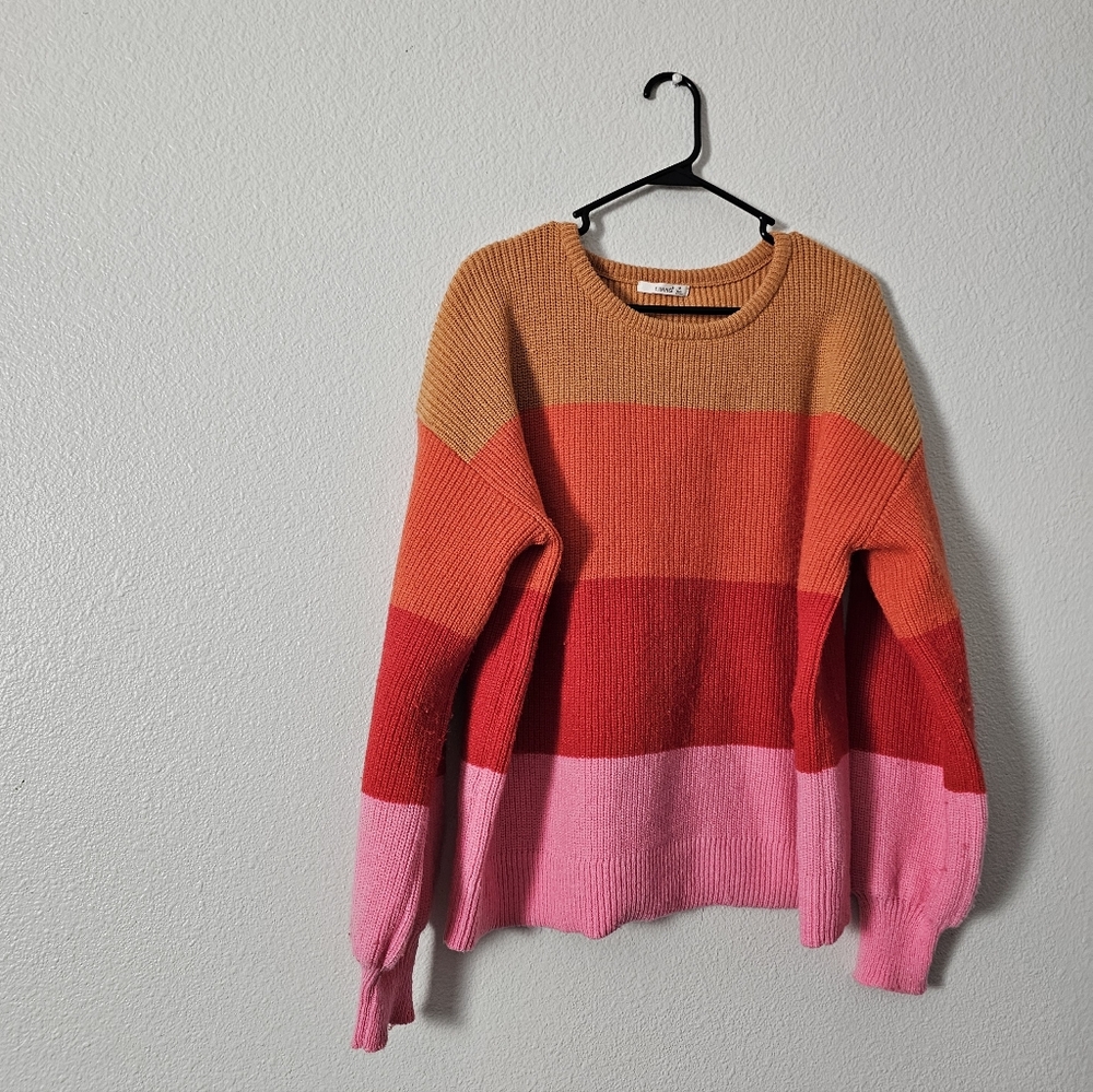 Colorblock Crewneck Sweater in Pink & Red Sz M